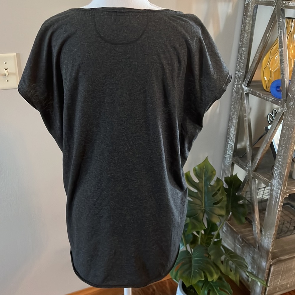 Calvin Klein Performance tee - Picture 2 of 5